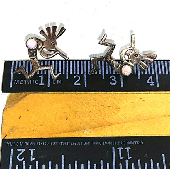 Earth Mined Opal Sterling Silver Kokopelli Stud Earrings VINTAGE Native American - Picture 7 of 8